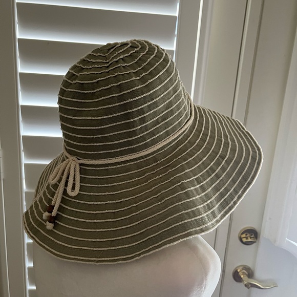 resortwear Accessories - Royal Resort wear Green and Ivory Sun Hat Packable
